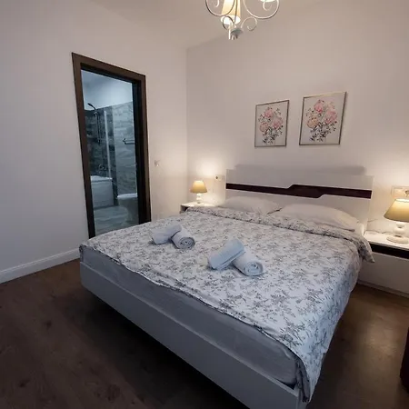 Tonitza Aparthotel
