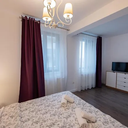 Aparthotel Tonitza 3*