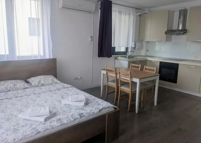 Tonitza Aparthotel 3*